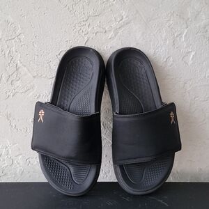 Kuru Moment Womens Size 8 Black Beach Walking Outdoor Slip On Slide Sandals